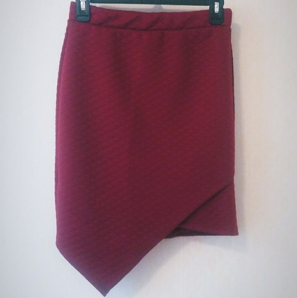 Dresses & Skirts - ⚠️3 for 20!! Asymmetric skirt